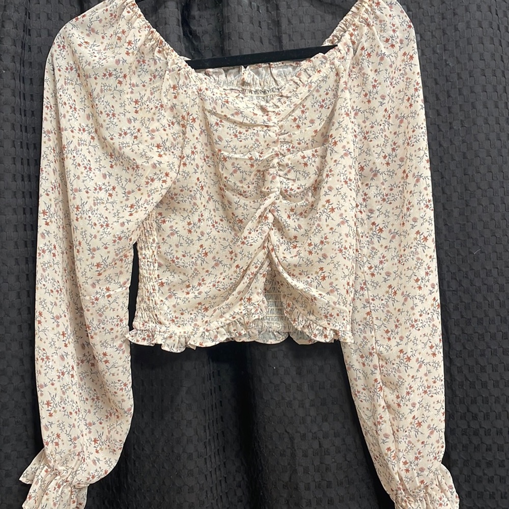 Willow+root long sleeve crop top
